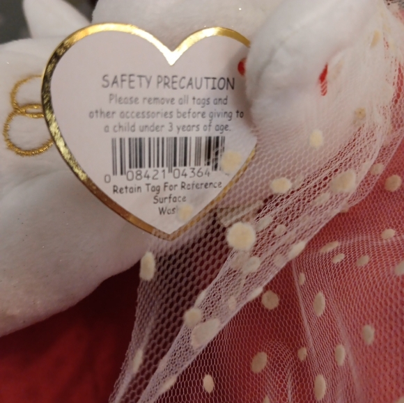 Ty White Wedding Bears with Gold Accents - Picture 15 of 16